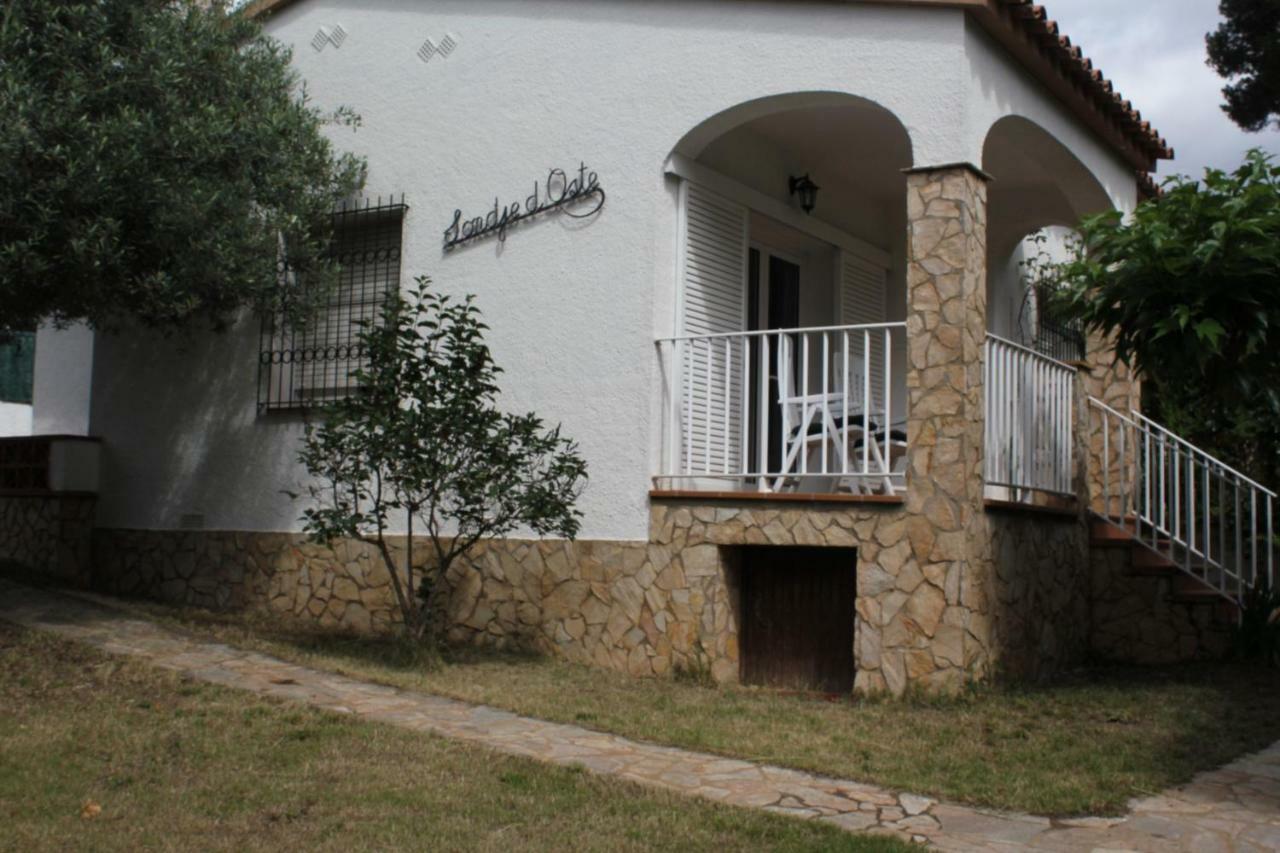 Montserrat II L' Escala Kültér fotó